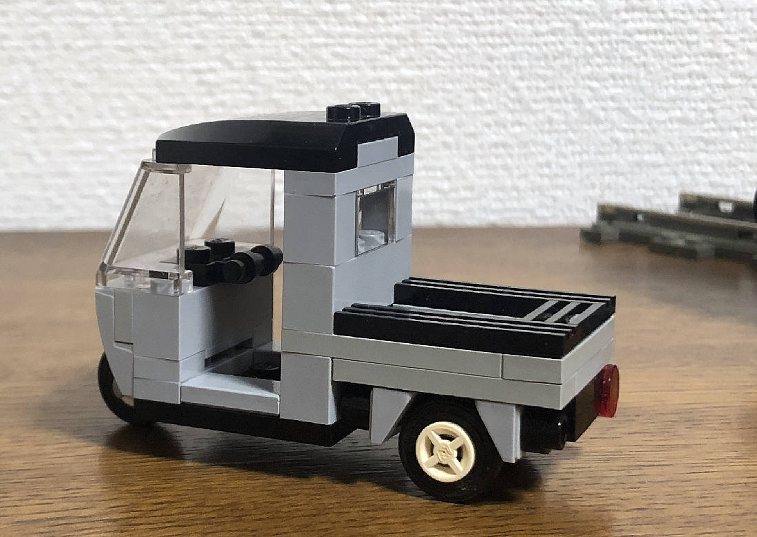 自動車作品 作業着的な車たち 小型のトラック系造ってみました 軽3輪 小型トラック 2屯車 Legoゲージ推進機構日報 レゴトレイン ブログ