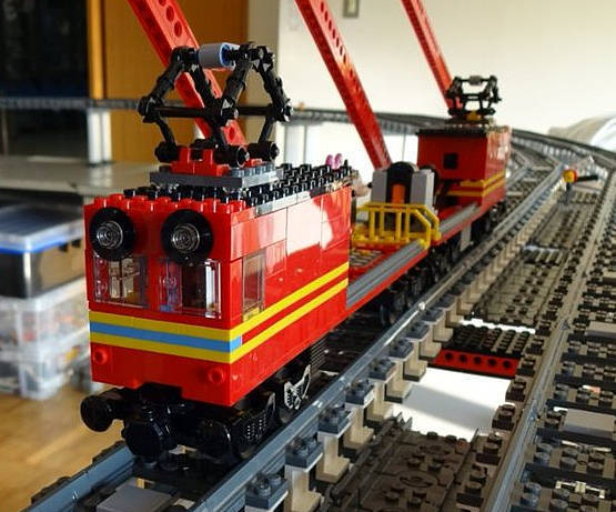 作品紹介】エース君の近鉄モト77+モト78。現役の電動貨車！: Legoゲージ推進機構日報～レゴトレイン・ブログ