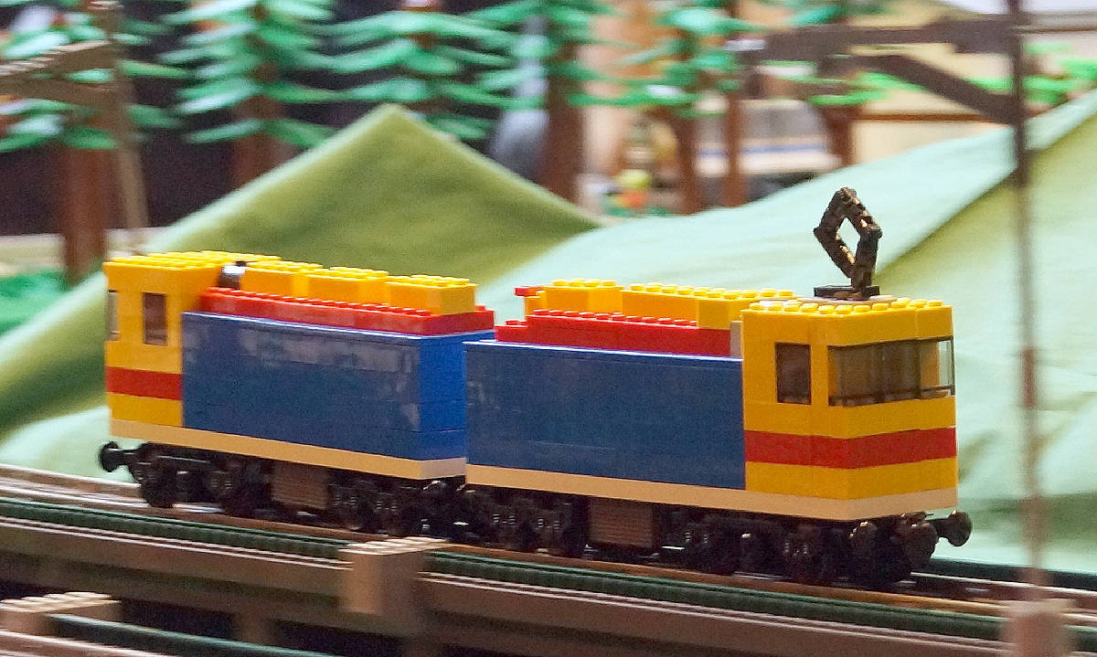 作品紹介】そら様の京浜急行デト11。雰囲気掴んだ「現役」電動貨車。: Legoゲージ推進機構日報～レゴトレイン・ブログ